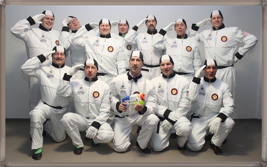Foto Männerballett - Astronauten